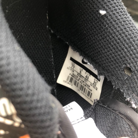 Air forces - Picture 4 of 4